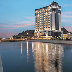 Doubletree By Hilton Turkiet